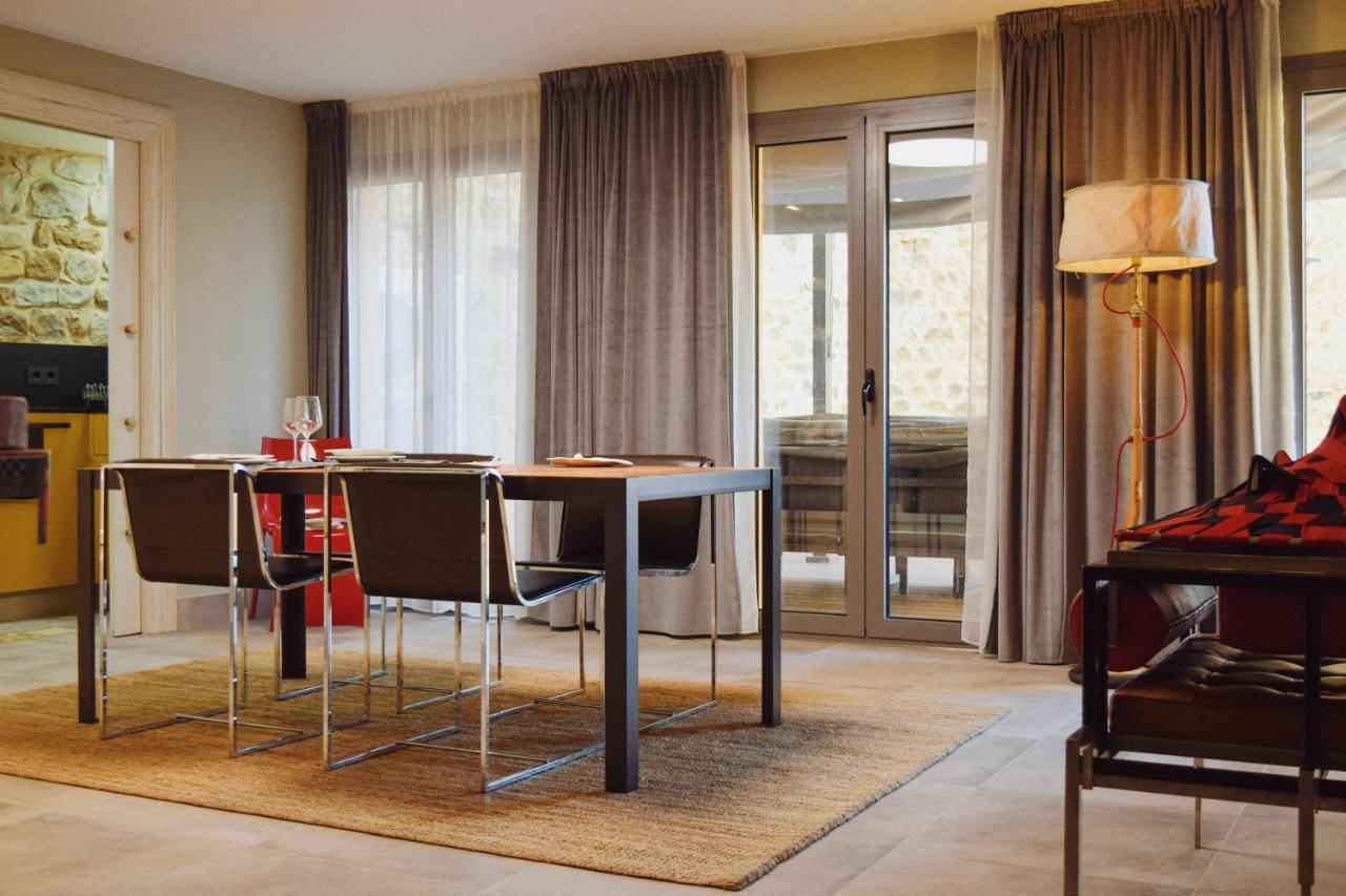 Keldomenech Bed&Art Luxury Apartment For Art Lover Besalu Exterior photo