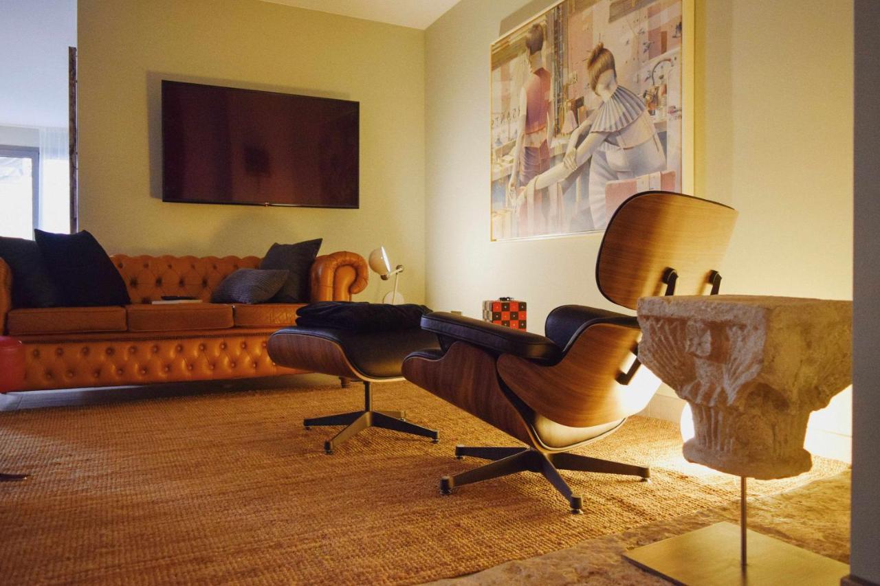 Keldomenech Bed&Art Luxury Apartment For Art Lover Besalu Exterior photo