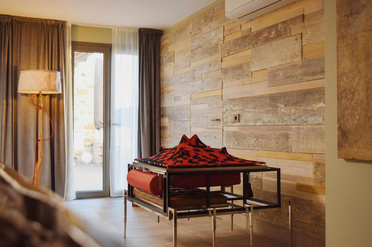 Keldomenech Bed&Art Luxury Apartment For Art Lover Besalu Exterior photo
